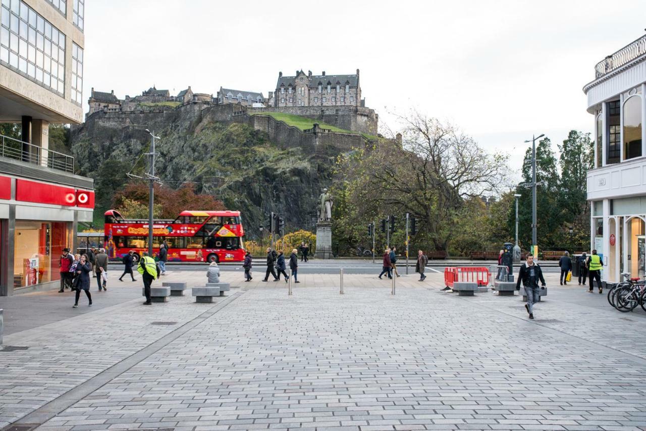 Beautiful City Centre Apartment - Holyrood Park エディンバラ エクステリア 写真